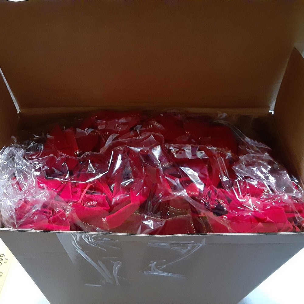 Twelve  15" X 44" Velvet Wreath Bows - Picture 3 of 4